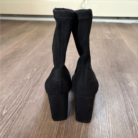 H&M Classic Black Heeled Boots - Picture 2 of 5